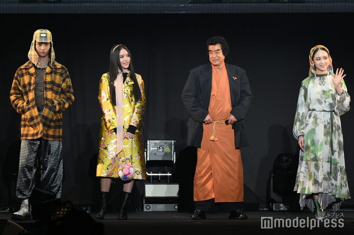 藤岡真威人、天翔天音、藤岡弘、、天翔愛(C)モデルプレス