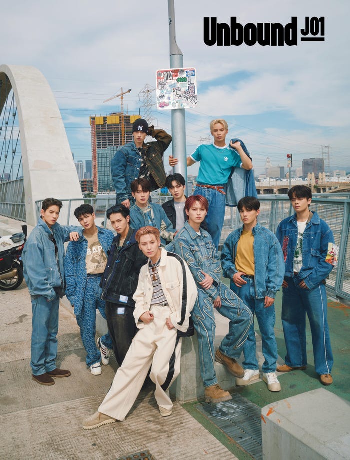 「JO1 2nd写真集 Unbound」通常版カバー(撮影:ISAC/AKIRA HONDA)