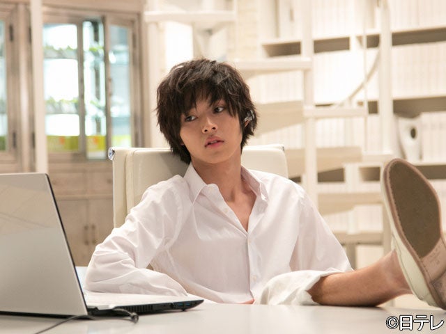 窪田正孝 デスノート 第2話の急展開に戸惑い 期待の声 原作との相違点まとめ モデルプレス 窪田正孝 デスノート 第2話の急展開に戸惑い 期待の声 原作との相違点まとめ モデルプレス