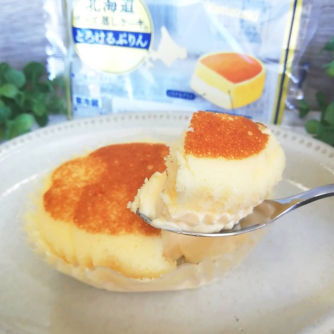 北海道チーズ蒸しケーキのとろけるぷりん