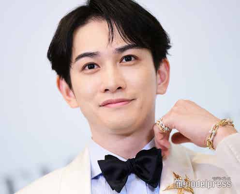 町田啓太、愛を伝えたい存在明かす ホワイトスーツ着こなし登場