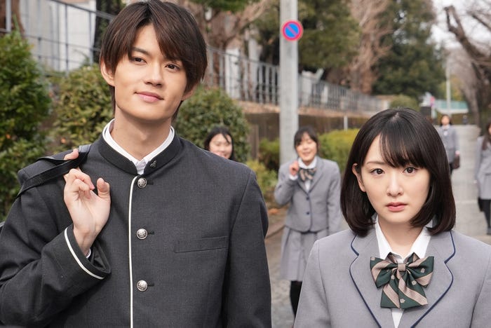 佐野勇斗、生駒里奈/「真犯人フラグ 真相編」第17話より(C)日本テレビ