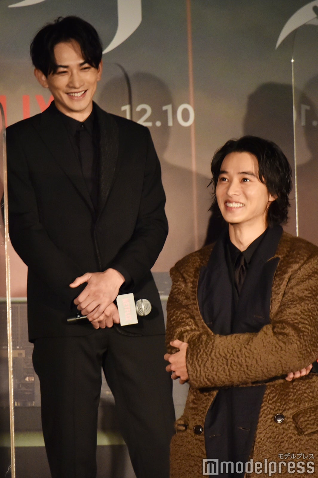 町田啓太、山崎賢人（C）モデルプレス