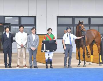 武豊がキタサンブラックの弟でV 通算5000勝まであと「2」とし、大記録達成は来週に持ち越し