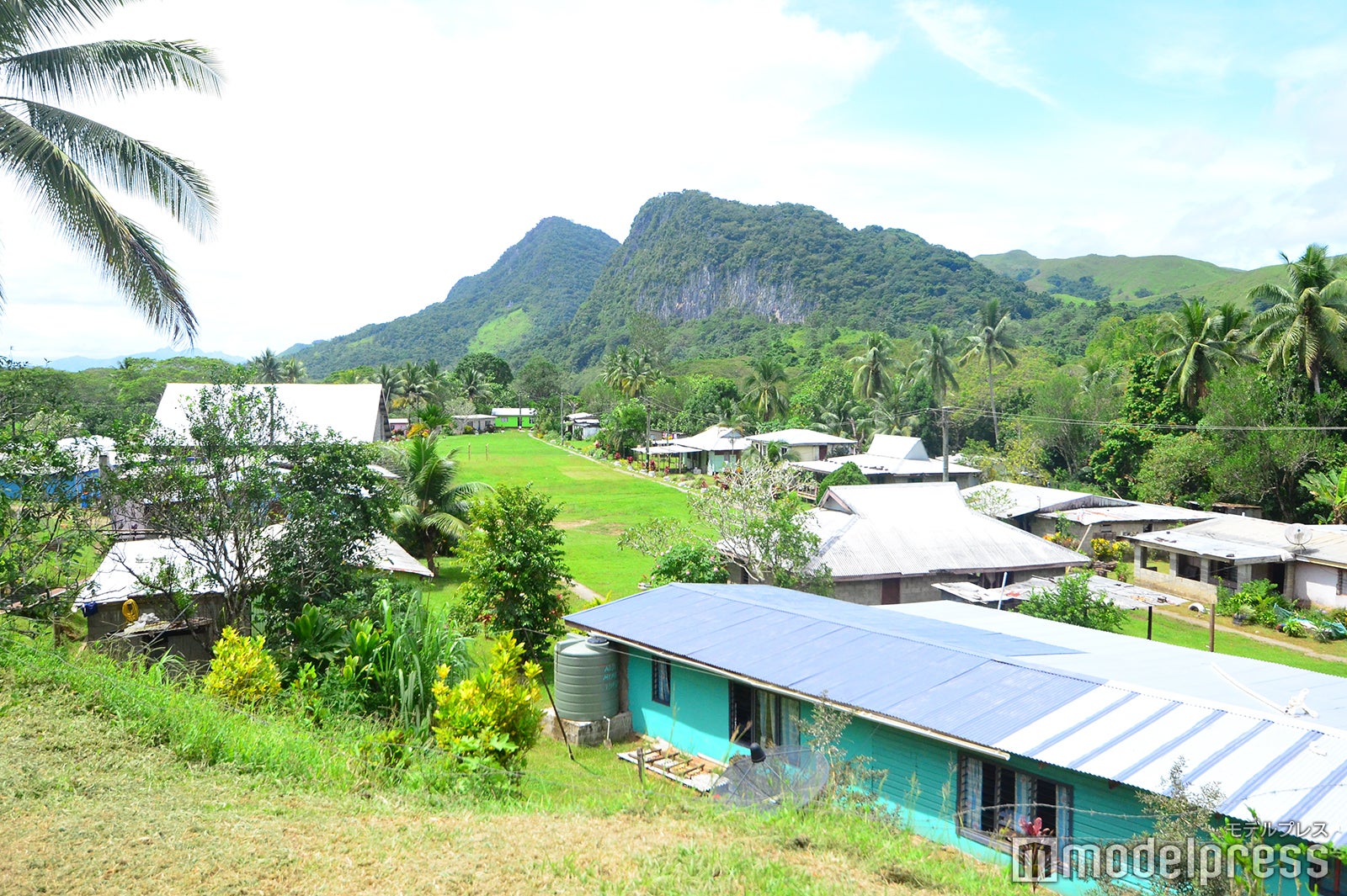 トゥバイラーター（C）モデルプレス