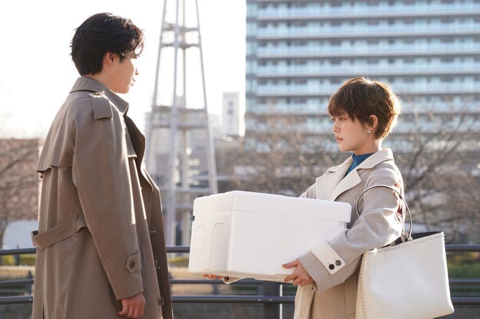 志尊淳、高畑充希/「ムチャブリ! わたしが社長になるなんて」第5話より(C)日本テレビ