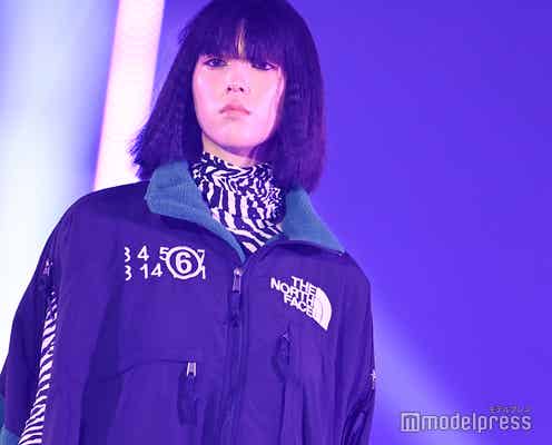 三吉彩花、囲み目メイクでクールな眼差し<TGC2020A/W ONLINE>