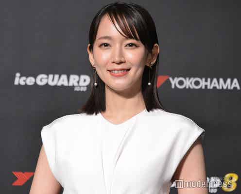 吉岡里帆、純白ノースリドレスで登場 憧れのドライブシチュエーション明かす「体験したいなって」