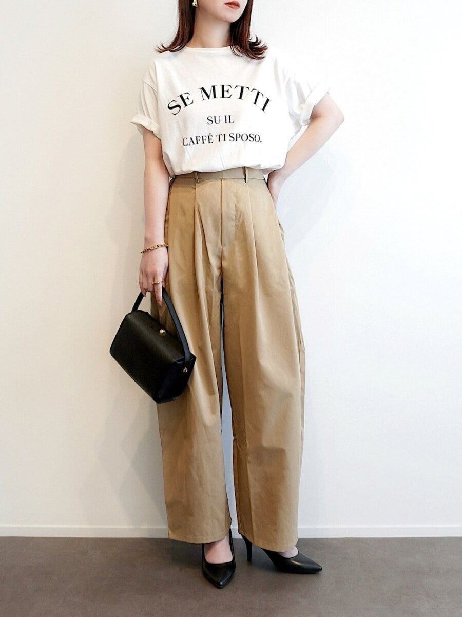 ロゴTシャツコーデ1