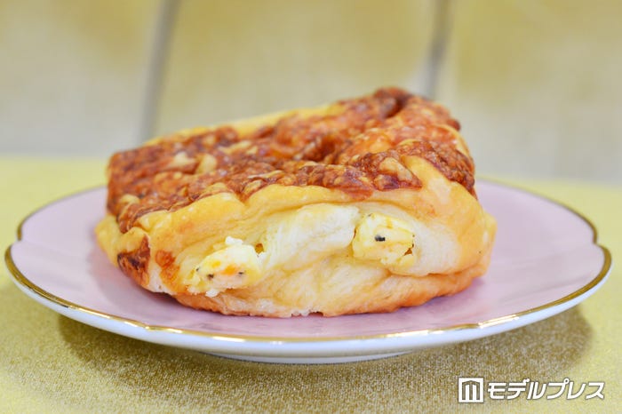 も~っちり食感チーズパン(C)モデルプレス