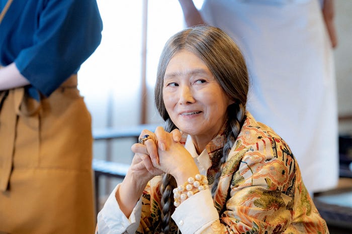 夏木マリ/「夕暮れに、手をつなぐ」第3話より(C)TBS