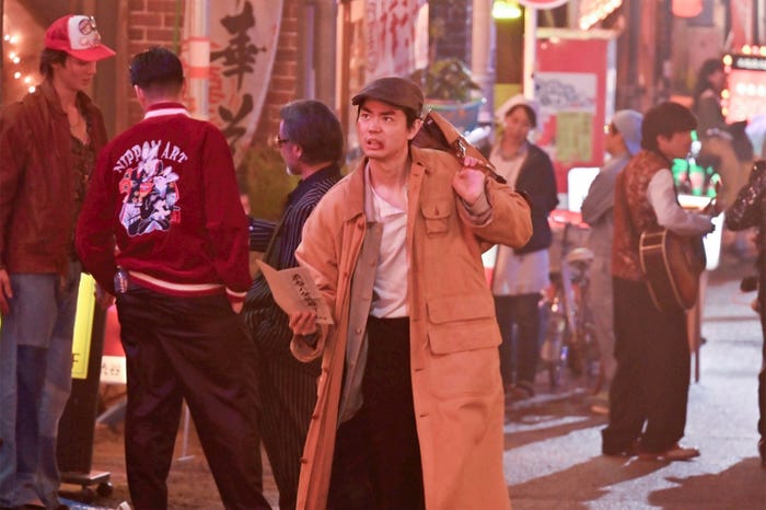 菅田将暉「もしもこの世が舞台なら、楽屋はどこにあるのだろう」第1話(C)フジテレビ