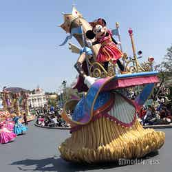 ミニーマウス／パレード「ドリーミング・アップ！」（C）モデルプレス（C）Disney