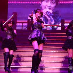 AKB48の2012全国ツアー「野中美郷、動く。~47都道府県で会いましょう~」(C)AKS