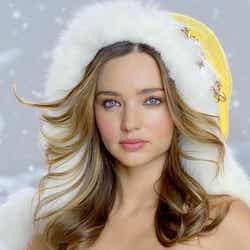 ミランダ・カー/新CM「リプトン リモーネ ミランダ・カー キラキラサンタ篇」より