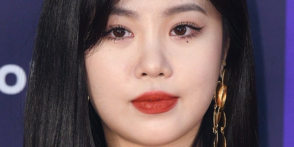 元(G)I-DLEスジン、Instagram開設か 脱退から2年ぶり近影が話題