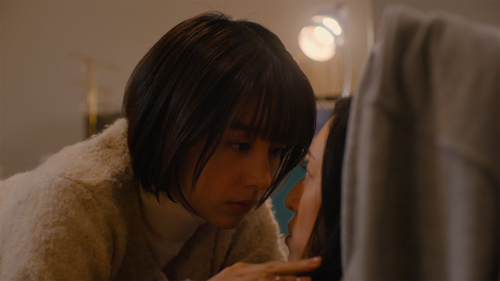 山本美月（C）志村貴子／講談社（C）HJホールディングス