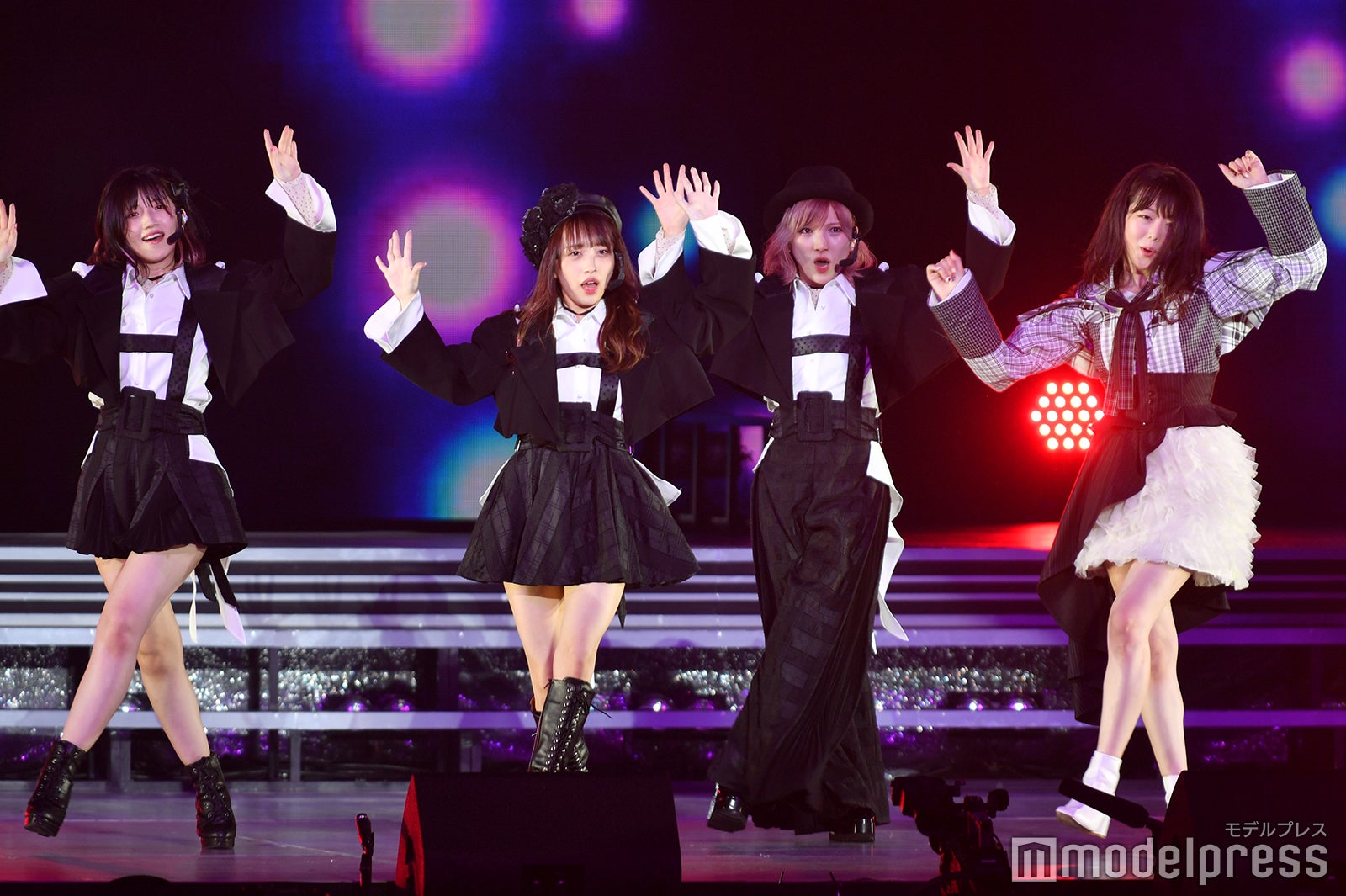 村山彩希、向井地美音、岡田奈々、峯岸みなみ「峯岸みなみ卒業コンサート～桜の咲かない春はない～」（C）モデルプレス