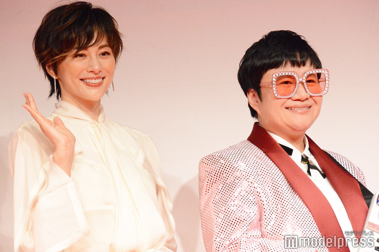 米倉涼子、近藤春菜 （C）モデルプレス