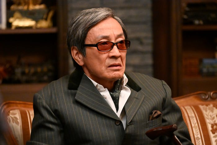 佐戸井けん太「問題物件」第9話より(C)フジテレビ