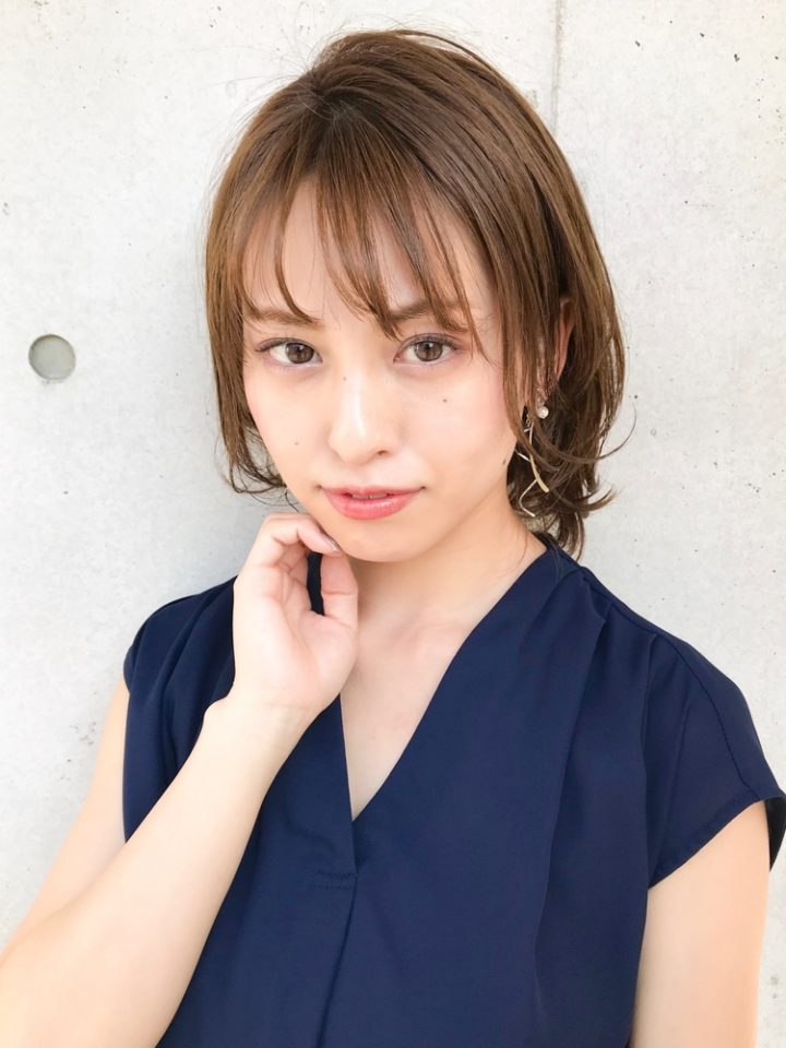 大人女子におすすめの ダブルバング って アレンジの幅が広がる髪型に モデルプレス