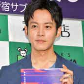 松本穂香 松坂桃李 そろって照れ キスシーン裏側で優しいフォロー モデルプレス 松本穂香 松坂桃李 そろって照れ キスシーン裏側で優しいフォロー モデルプレス