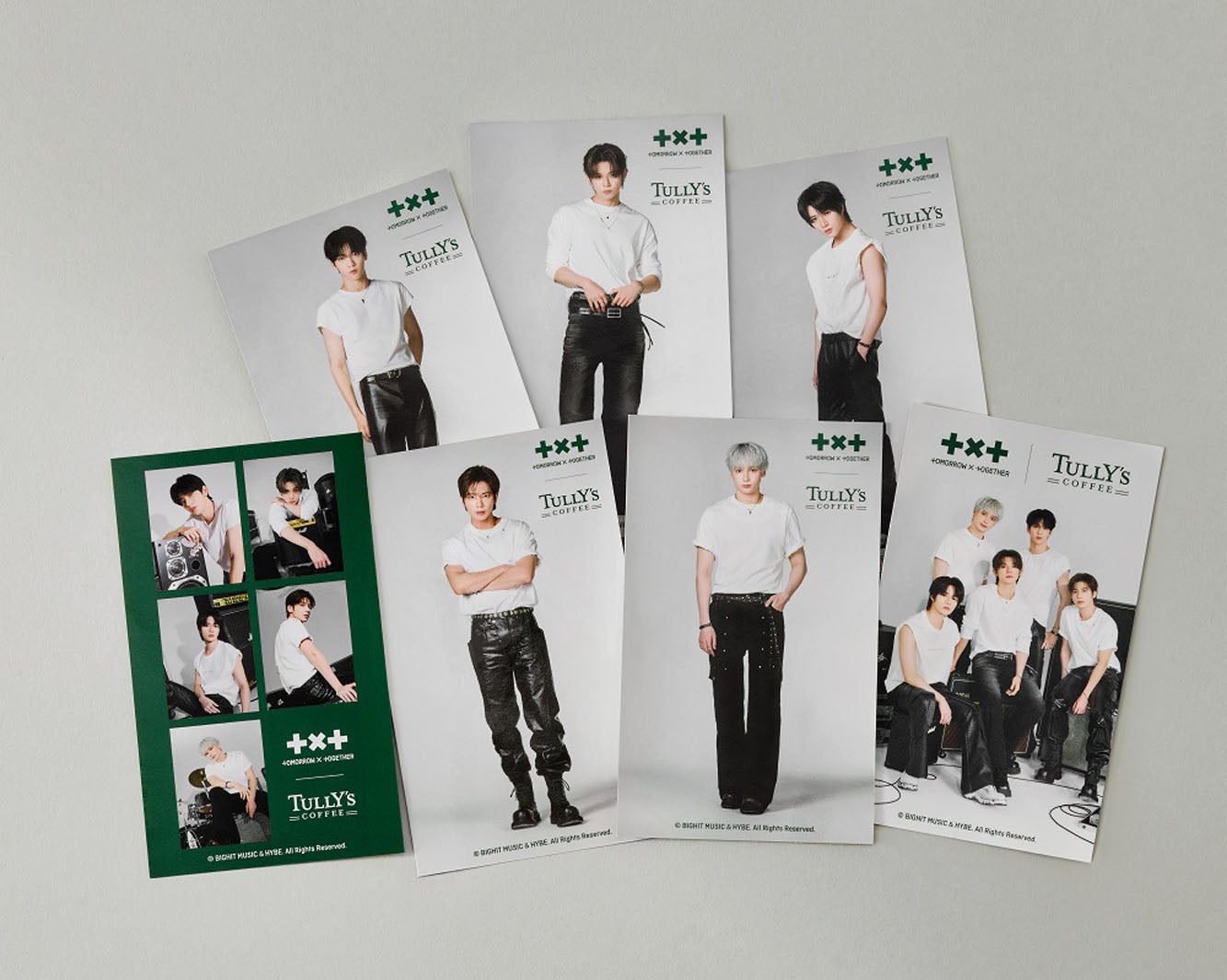 「TOMORROW X TOGETHER ステッカーセット」900円／（C）BIGHIT MUSIC & HYBE. All Rights Reserved.