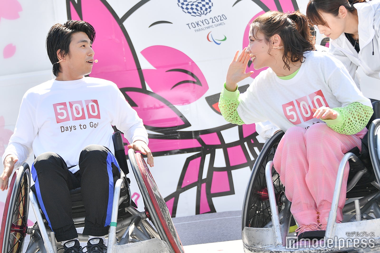 仲里依紗、中尾明慶 （C）モデルプレス