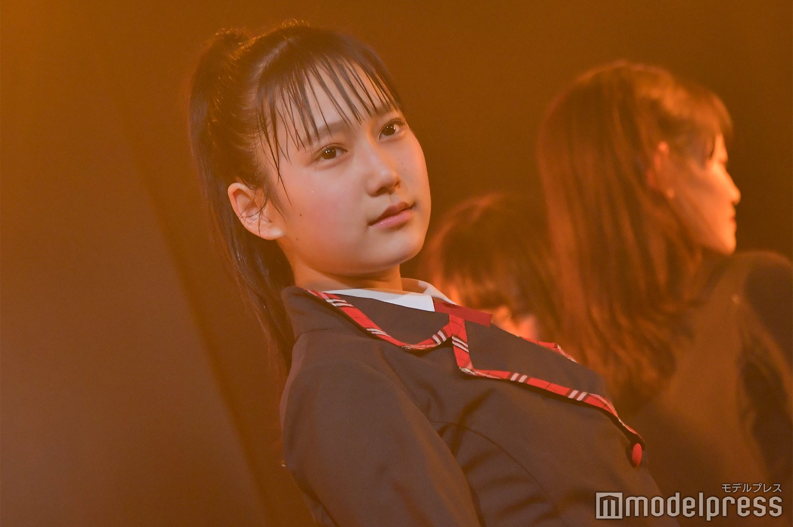「だけど…」ウーマン村本に「せんとくんと同じ真っ直ぐな目をしている」とイジられていた鈴木くるみ／AKB48柏木由紀「アイドル修業中」公演（C）モデルプレス