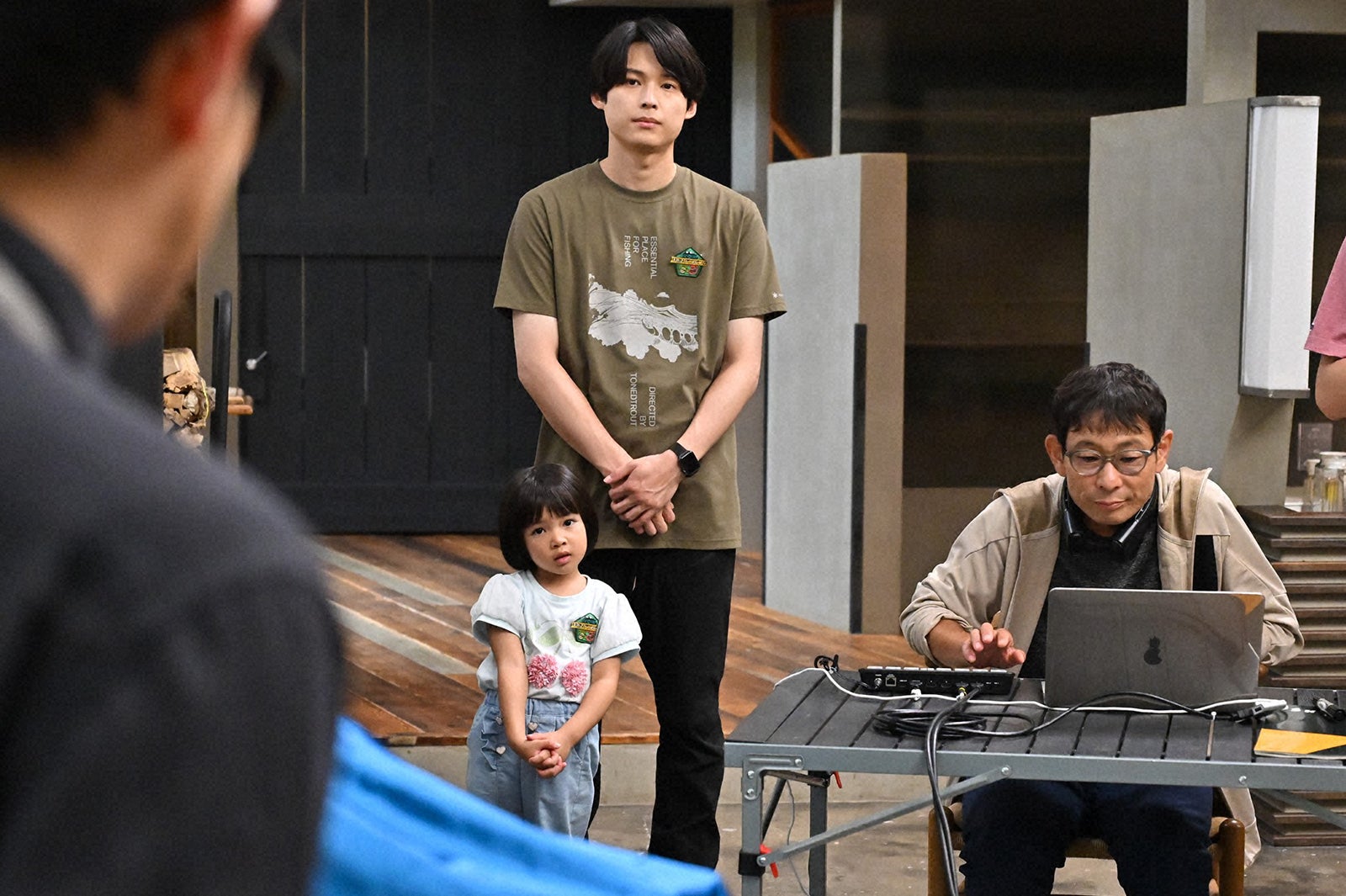 松村北斗、倉田瑛茉「西園寺さんは家事をしない」第9話より（C）TBS