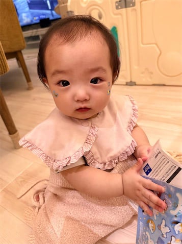 杉浦太陽、頬にシールを貼った次女・夢空ちゃんにほっこり「ほっぺに、シール夢」
