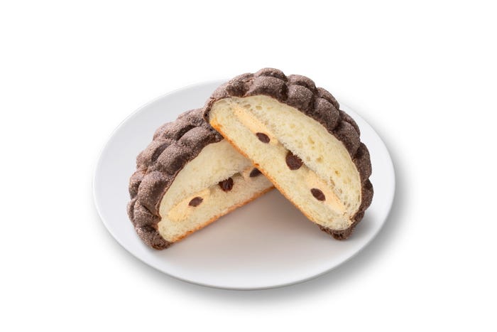 ヘーゼルナッツのショコラメロンパン(税込198円)/提供画像