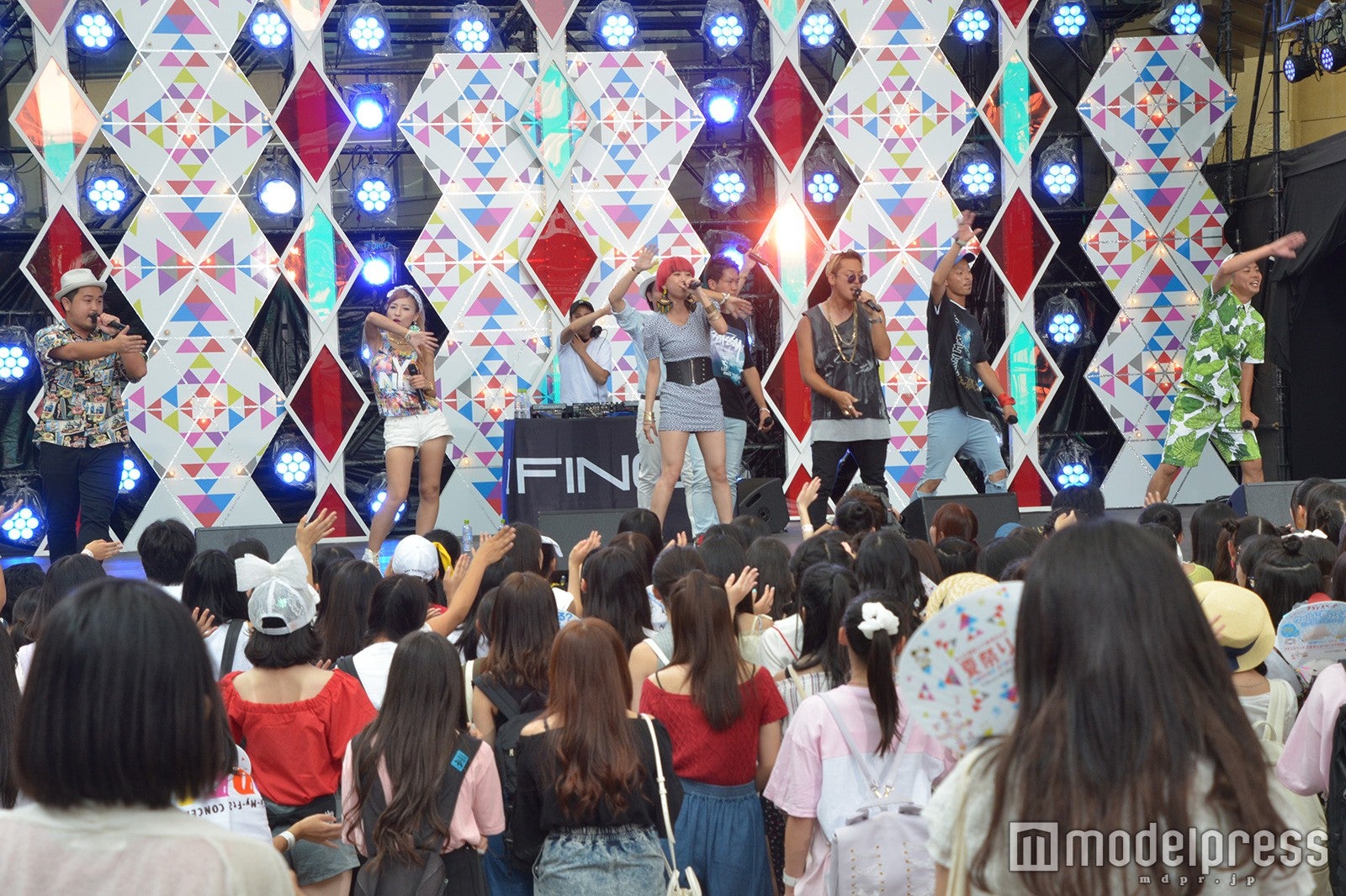 （C）モデルプレス