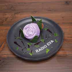 ローズムース–RADIO EVA special –¥1,390（C）カラー