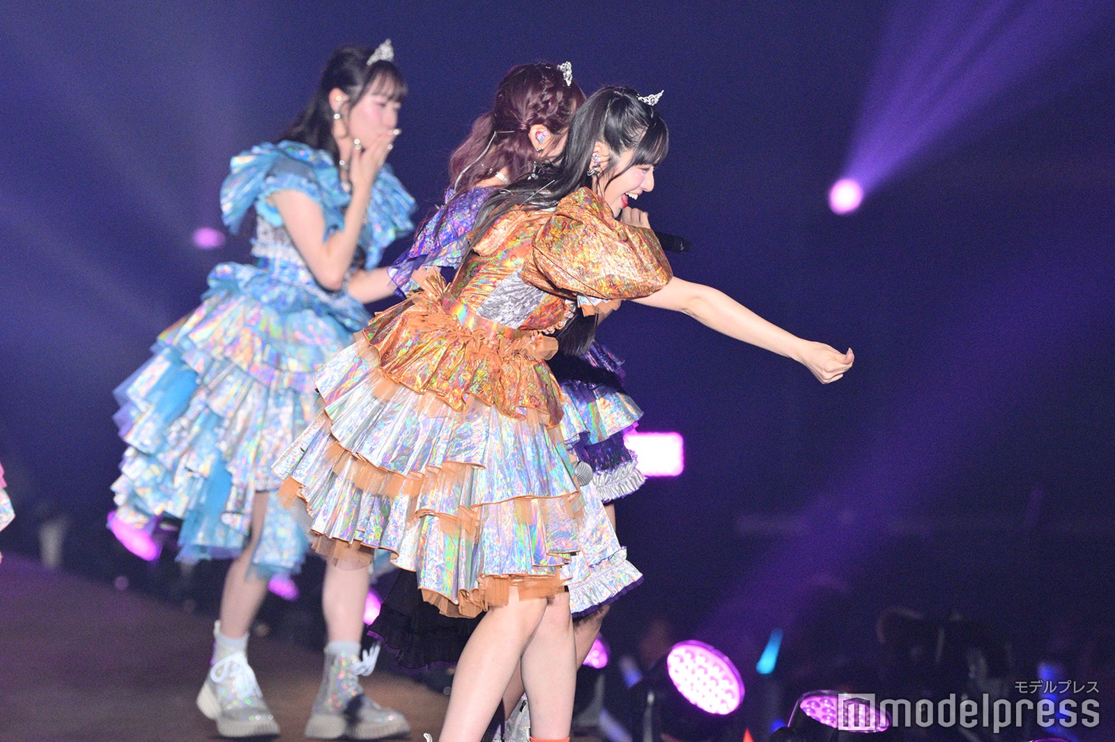 FRUITS ZIPPER（C）モデルプレス