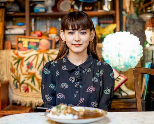 菅沼ゆり、幻のカレーを紹介
