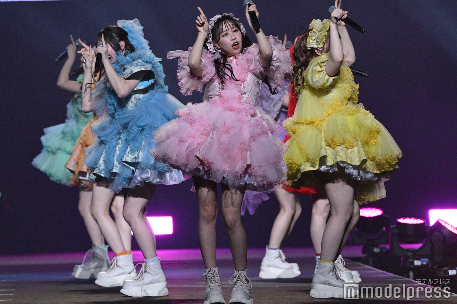 FRUITS ZIPPER（C）モデルプレス