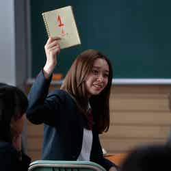 田鍋梨々花「最高の教師 1年後、私は生徒に■された」第1話より（C）日本テレビ