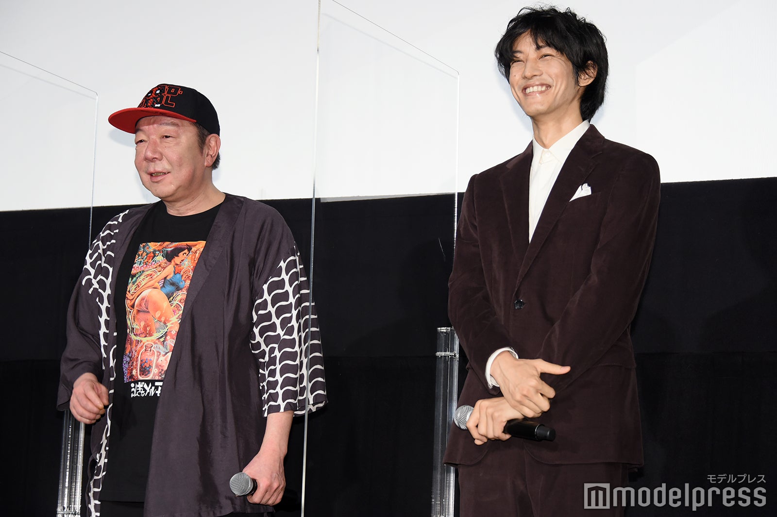 古田新太、松坂桃李（C）モデルプレス