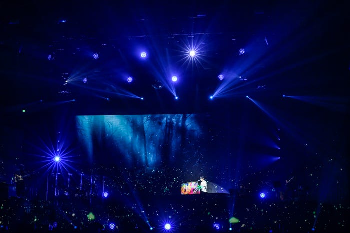 ドヨン(C)田中聖太郎写真事務所