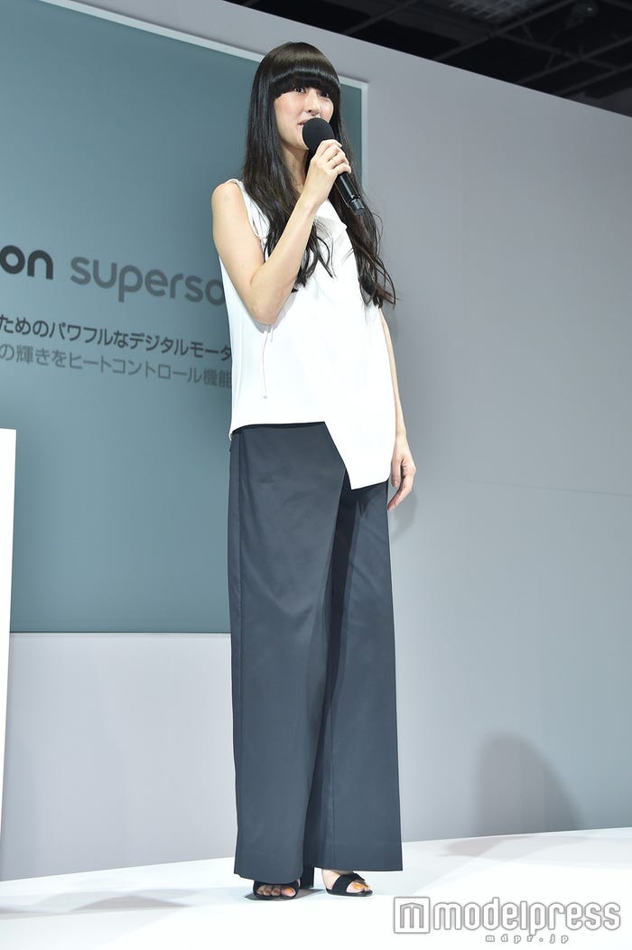 ロングヘア時代のシシド・カフカ (C)モデルプレス