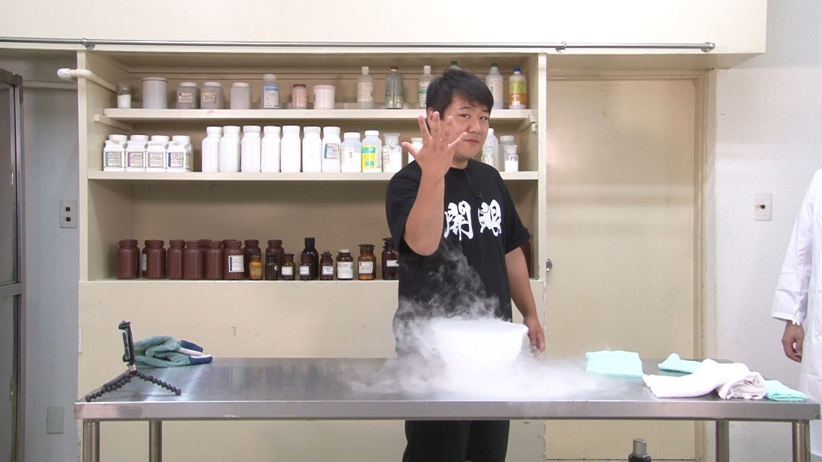 「映像フカボリ研究所　2度見で開眼」（C）日本テレビ