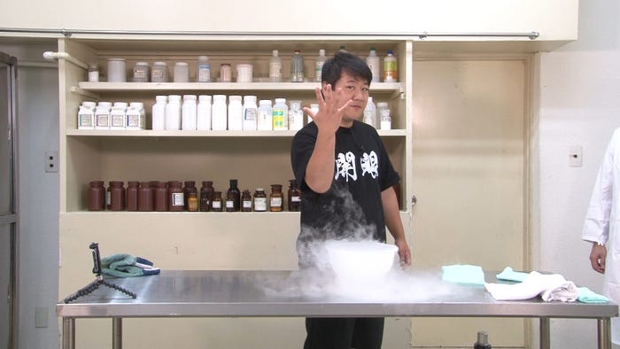 「映像フカボリ研究所 2度見で開眼」(C)日本テレビ