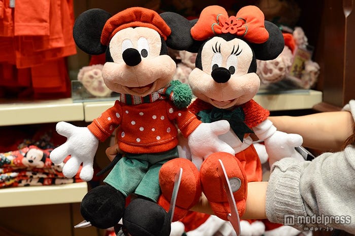 ミニーマウス、ミニーマウスのぬいぐるみ
