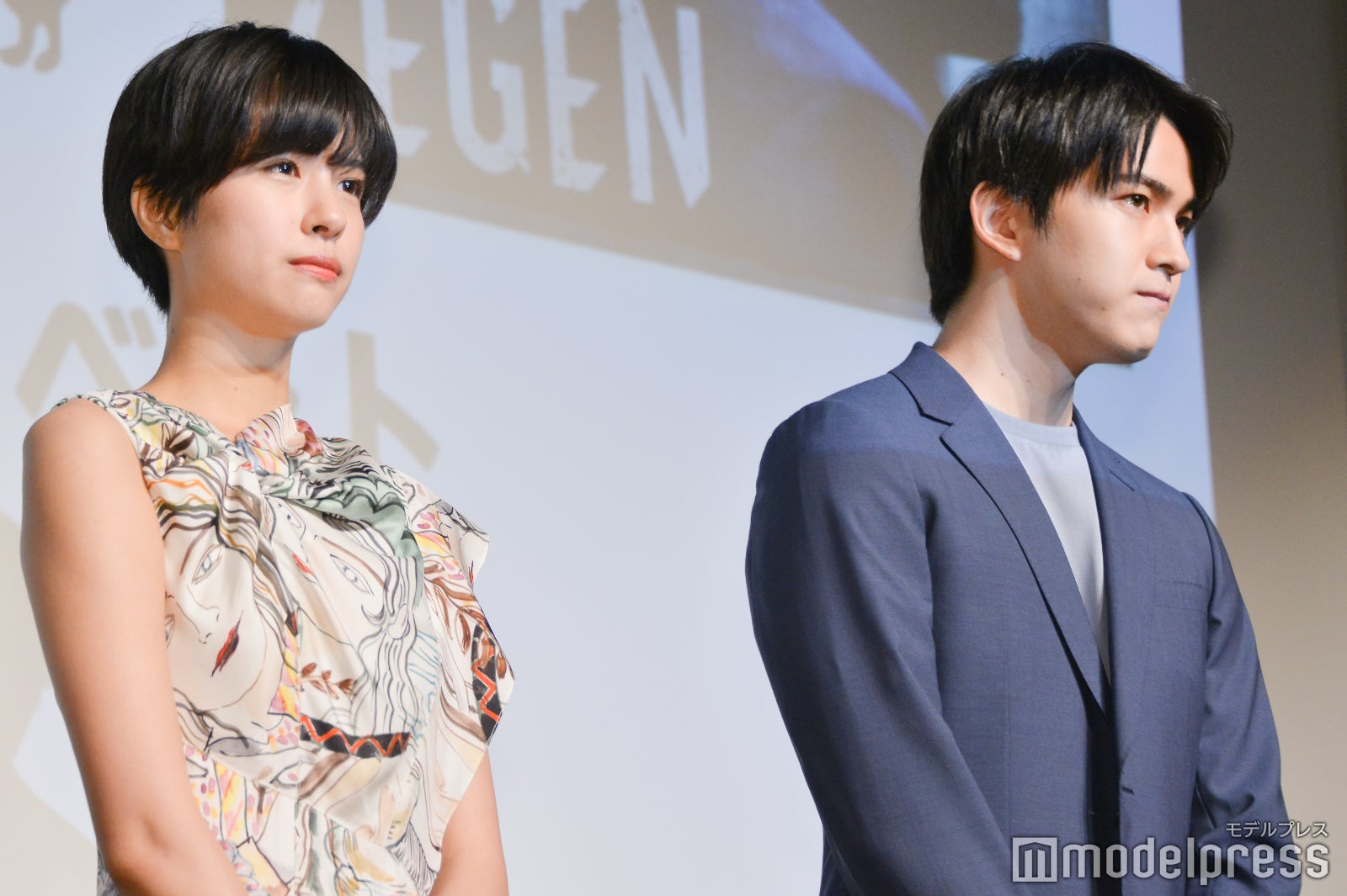 （左から）佐久間由衣、甲斐翔真（C）モデルプレス