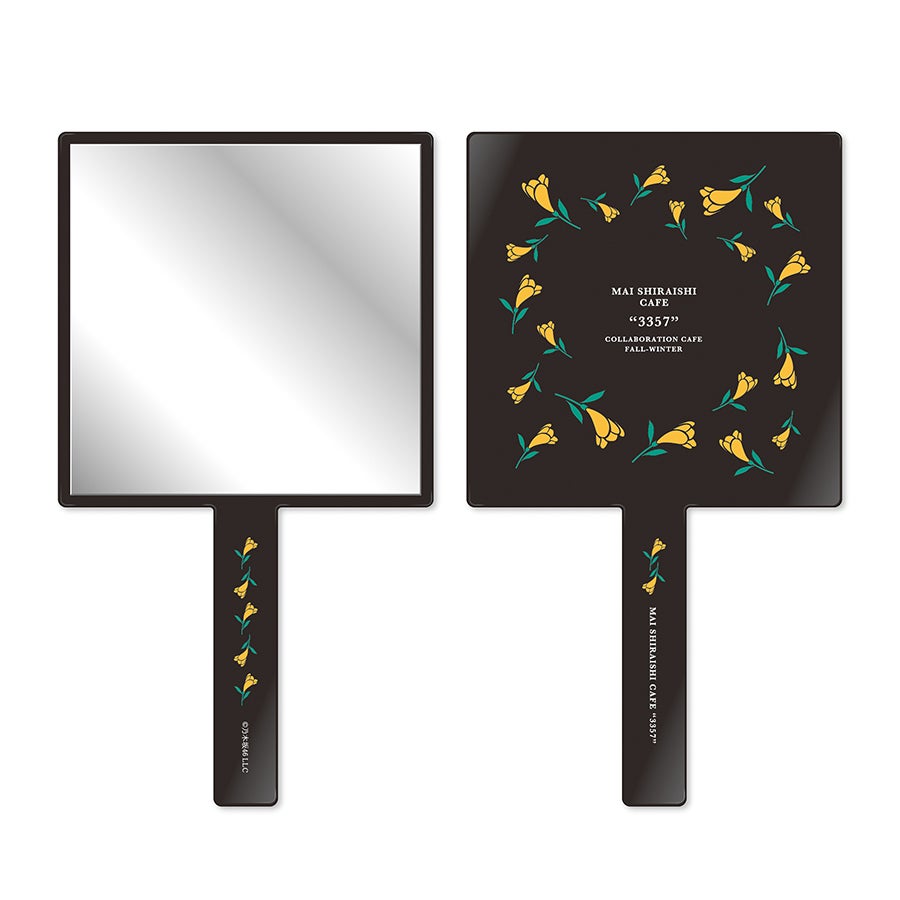 ハンドミラー 2,000円（C）乃木坂46LLC