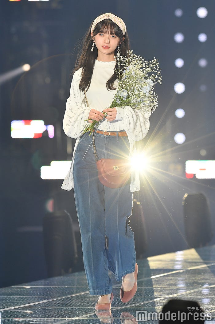 齋藤飛鳥 (C)モデルプレス