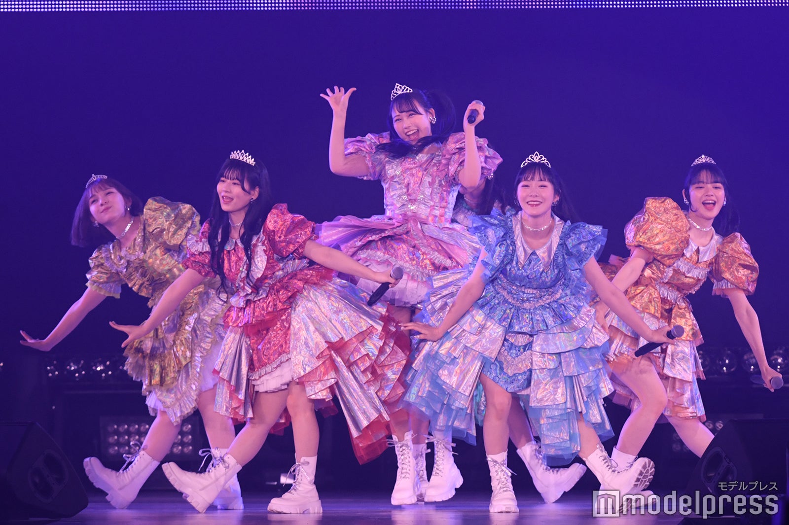 FRUITS ZIPPER（C）モデルプレス