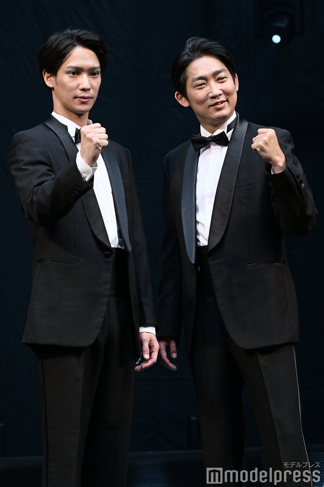 味方良介、石田明（C）モデルプレス