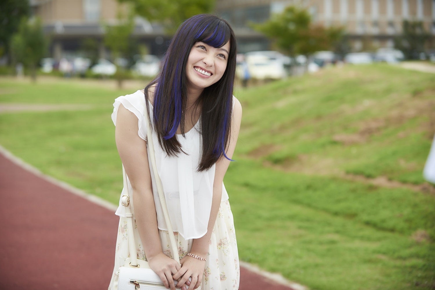 橋本環奈＆賀来賢人の素がチラリ＜斉木楠雄のΨ難＞